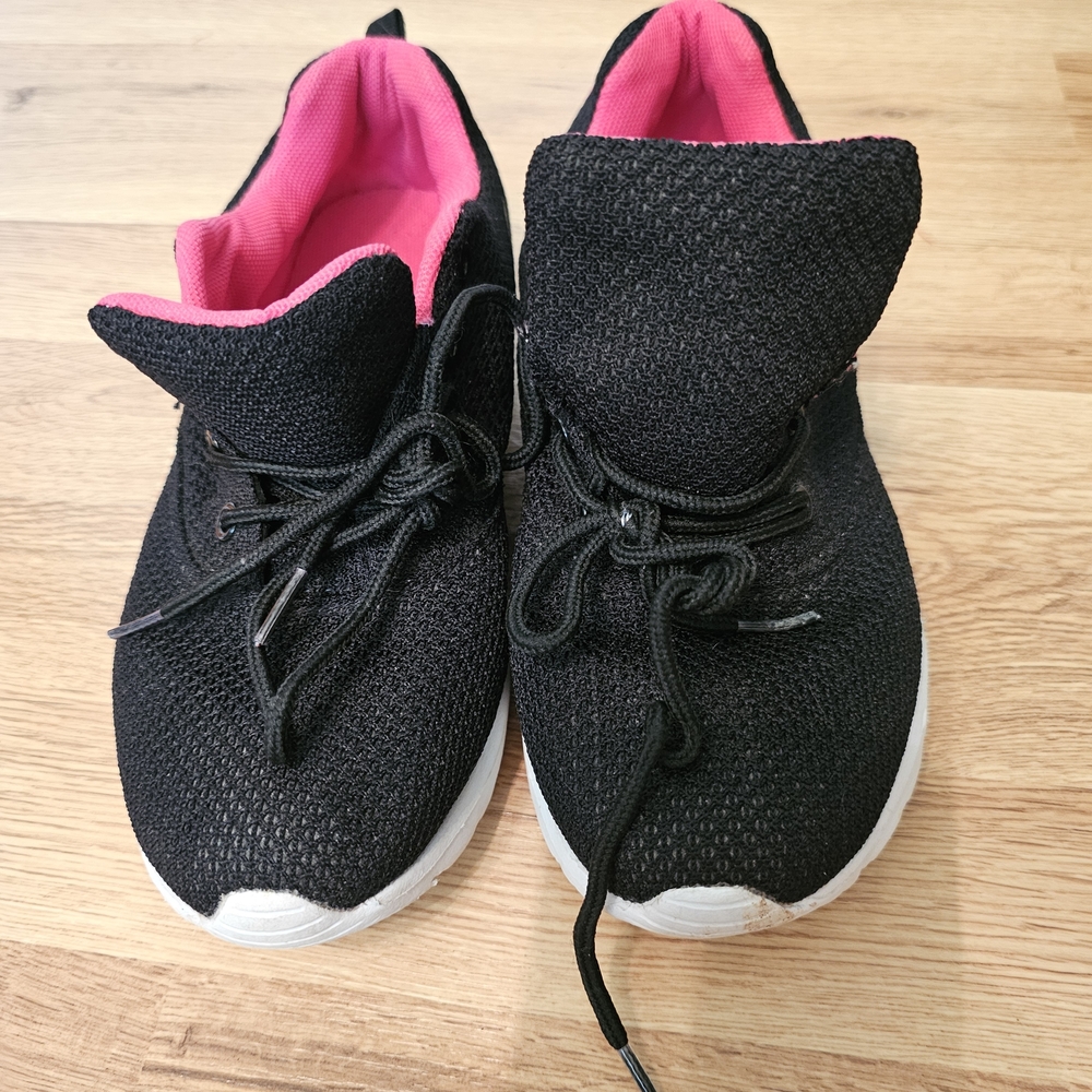 Actionflex women's black and pink mesh lace-up athletic shoes.
